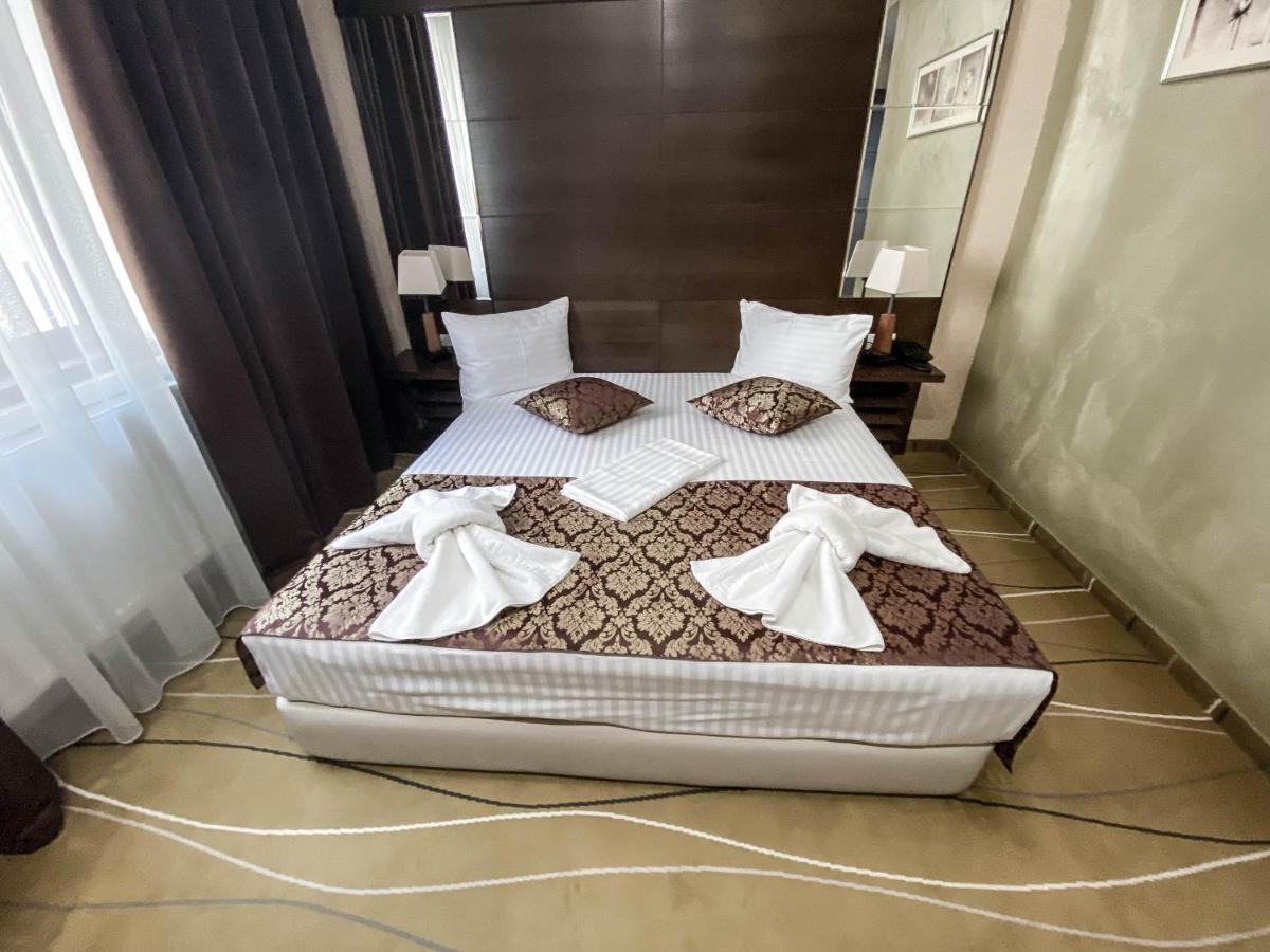 Hotel Nevada Constanta Bagian luar foto