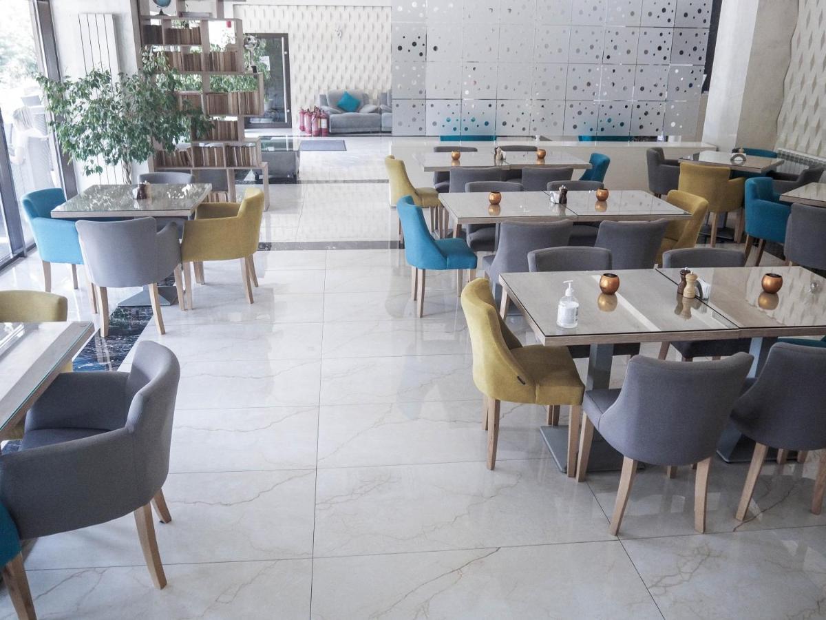 Hotel Nevada Constanta Bagian luar foto